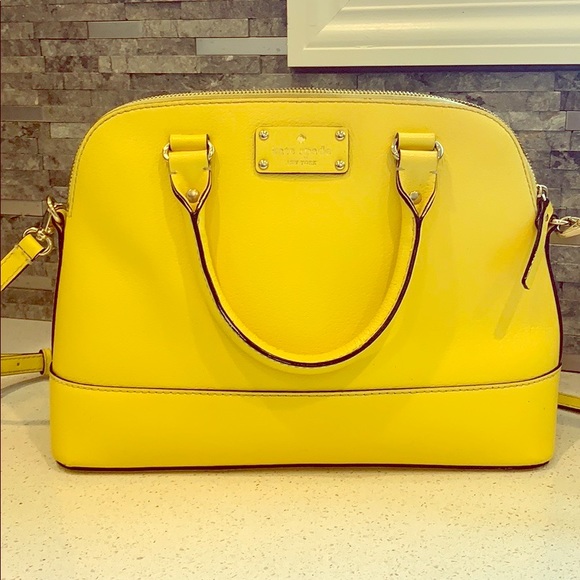 kate spade Handbags - Kate Spade Yellow Purse kate spade Handbags - Kate Spade Yellow Purse